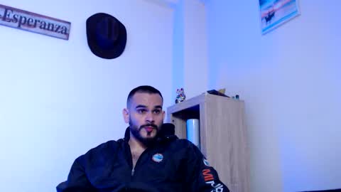 Esteban Fernandez online show from March 10, 2026, 6:07 am