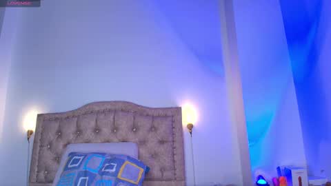 Esteban online show from October 7, 2025, 9:12 pm