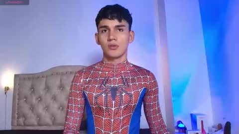 Esteban online show from October 10, 2025, 10:47 am