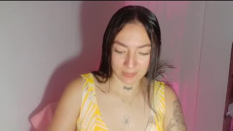 Snapshot of estefa1 chatting on December 16, 2025, 6:57 pm estefa1 online show from December 16, 2025, 6:57 pm