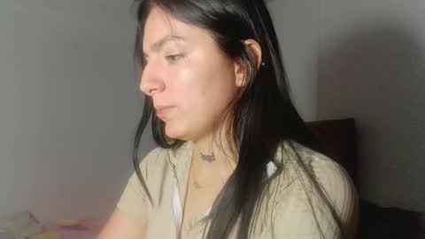 estefa1 online show from January 9, 2026, 4:26 am