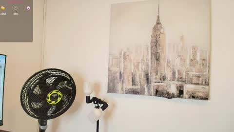 estefany online show from March 4, 2025, 11:51 am