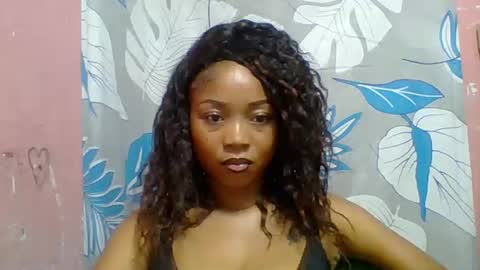 Snapshot of estelah20 chatting on January 11, 2026, 5:01 am estelah20 online show from January 11, 2026, 5:01 am