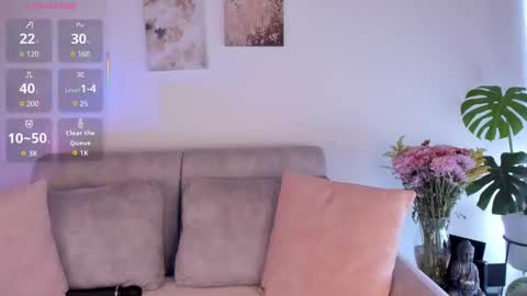 Snapshot of estercollins_ chatting on September 9, 2025, 7:13 pm Is secret online show from September 9, 2025, 7:13 pm