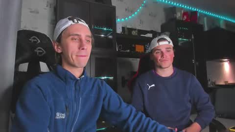 LOUIS online show from September 28, 2025, 11:43 pm