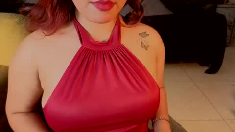 estrella05_ online show from October 21, 2025, 4:13 am