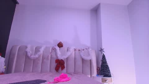 Snapshot of estrella_hanks_ chatting on January 6, 2026, 11:58 am Estrella online show from January 6, 2026, 11:58 am