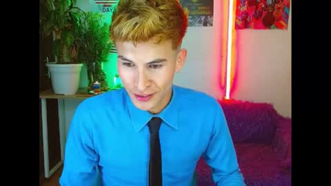 Snapshot of estrellita__jordan chatting on February 9, 2025, 5:08 am JORDAN online show from February 9, 2025, 5:08 am