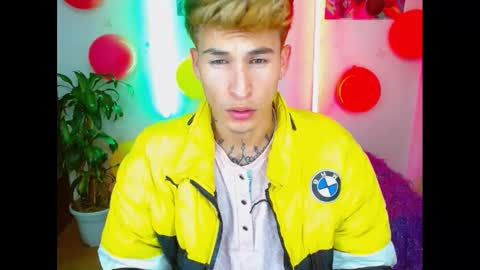 Snapshot of estrellita__jordan chatting on February 24, 2025, 9:00 am JORDAN online show from February 24, 2025, 9:00 am