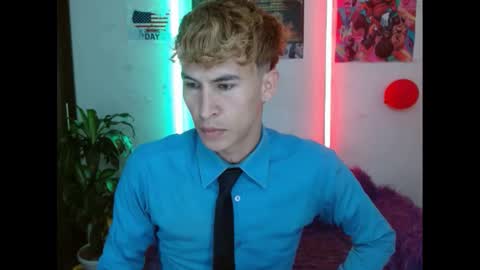 Snapshot of estrellita__jordan chatting on March 12, 2025, 11:53 am JORDAN online show from March 12, 2025, 11:53 am