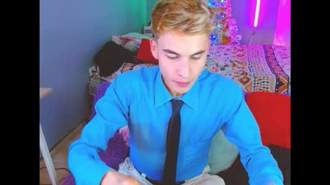 Snapshot of estrellita__jordan chatting on December 16, 2025, 2:49 am JORDAN online show from December 16, 2025, 2:49 am