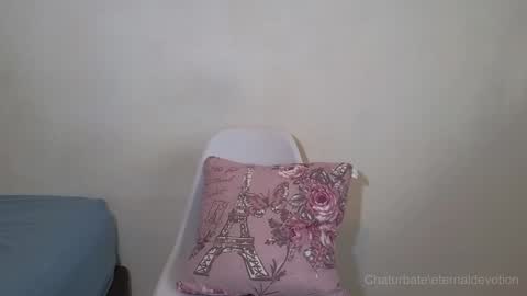 Snapshot of eternaldevotion chatting on February 25, 2026, 11:53 am AA online show from February 25, 2026, 11:53 am