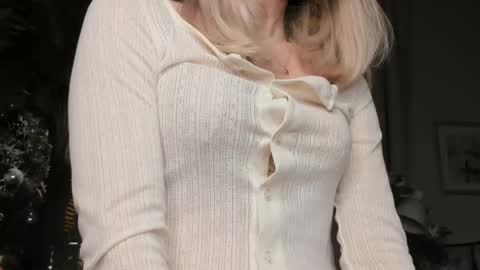 Snapshot of eternity_cuite chatting on January 18, 2026, 5:55 am Natalie online show from January 18, 2026, 5:55 am