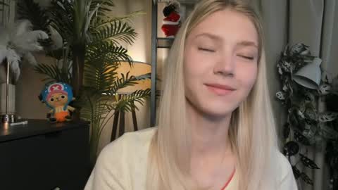 Natalie online show from May 29, 2026, 6:00 am