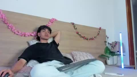 Ethan Bigdick Latino  online show from July 29, 2026, 11:30 am