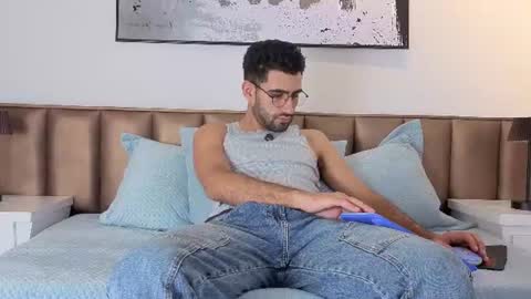 Ethan online show from July 1, 2026, 7:02 pm