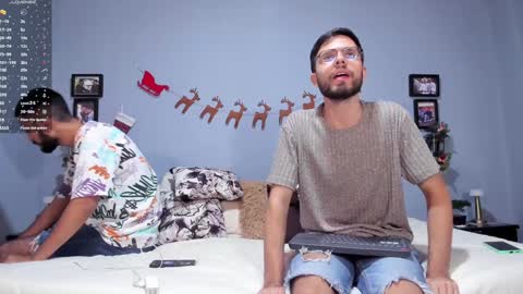 ADAM TAYLOR  ETHAN CAMBAL INDEPENDENT MODELS online show from December 6, 2024, 2:13 am