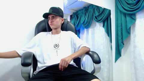 Ethan online show from December 7, 2024, 9:00 pm