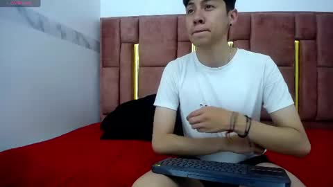 Snapshot of ethan_grayy chatting on June 25, 2026, 5:12 am NATE online show from June 25, 2026, 5:12 am