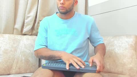 Snapshot of ethan_helmut chatting on January 22, 2025, 11:12 am ethan helmut online show from January 22, 2025, 11:12 am