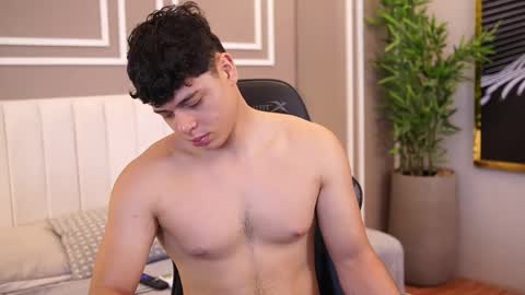 ethan_occonor online show from May 8, 2026, 1:27 pm