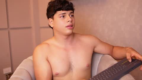 ethan_occonor online show from May 13, 2026, 8:38 pm