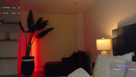 Snapshot of ethan_skiny_ chatting on March 6, 2026, 7:05 am Joan online show from March 6, 2026, 7:05 am