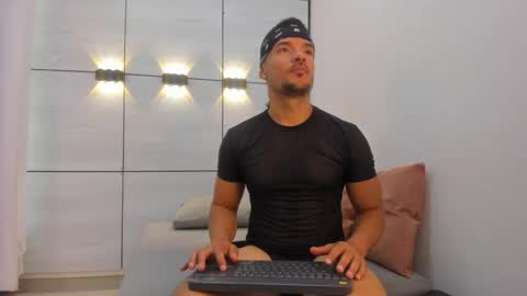 Ethan Steed online show from April 29, 2026, 11:25 am