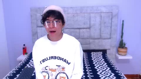 Snapshot of ethan_villa chatting on February 4, 2025, 12:55 pm Ethan Villa online show from February 4, 2025, 12:55 pm