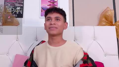 Snapshot of ethan_westt chatting on January 6, 2026, 8:23 pm Ethan online show from January 6, 2026, 8:23 pm