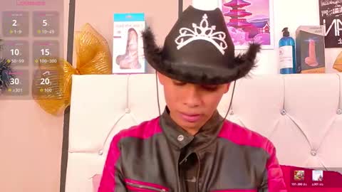 Snapshot of ethan_westt chatting on January 13, 2026, 8:25 pm Ethan online show from January 13, 2026, 8:25 pm