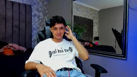 Snapshot of ethanlowell chatting on October 13, 2025, 5:51 am ethanlowell online show from October 13, 2025, 5:51 am