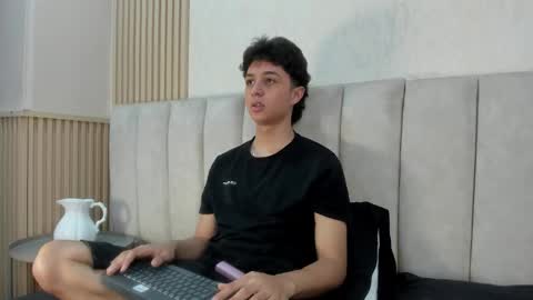 Snapshot of ethanlowell chatting on November 26, 2025, 4:46 am ethanlowell online show from November 26, 2025, 4:46 am