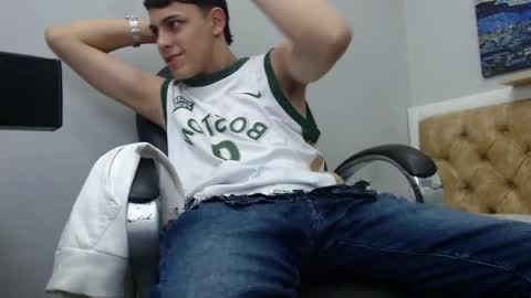 ethanx18 online show from May 13, 2026, 4:43 am