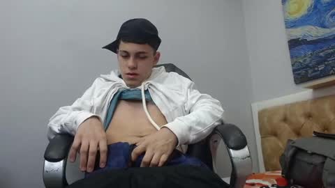 ethanx18 online show from May 14, 2026, 3:57 am