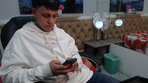 ethanx18 online show from May 20, 2026, 5:02 am