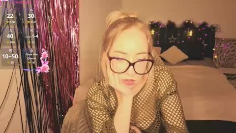 Isabelle online show from January 16, 2026, 10:25 pm