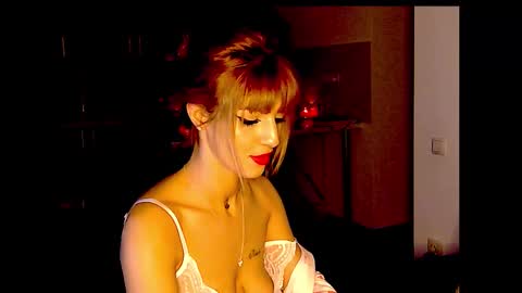 Snapshot of etherealuxx chatting on February 13, 2026, 8:49 pm Serena online show from February 13, 2026, 8:49 pm