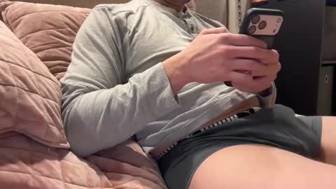 Snapshot of eu_dude chatting on March 10, 2026, 3:11 am eu_dude online show from March 10, 2026, 3:11 am