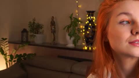 Lillie here and its my first day online show from November 8, 2025, 12:05 pm