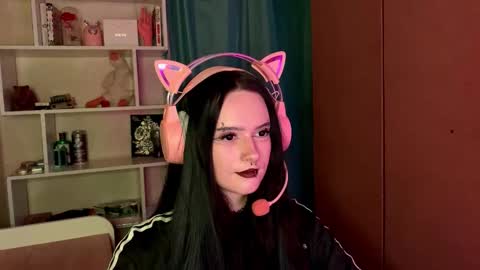 Snapshot of eunabiddlecome chatting on February 20, 2026, 11:11 am Kate online show from February 20, 2026, 11:11 am