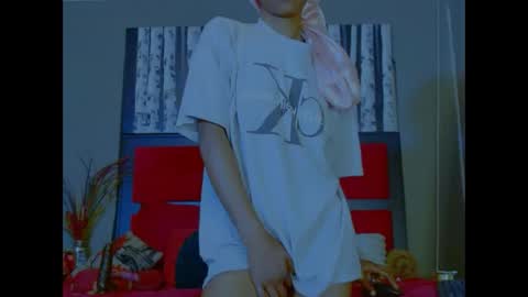 eva4him831 online show from October 16, 2025, 12:11 am