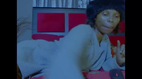 eva4him831 online show from November 17, 2025, 9:20 pm