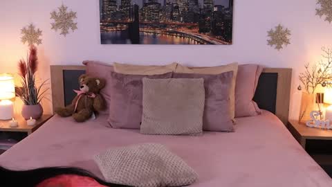 Snapshot of eva__si chatting on January 12, 2025, 11:07 am Eva online show from January 12, 2025, 11:07 am