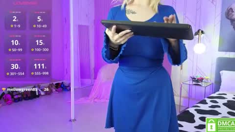 Eva online show from November 3, 2025, 4:14 am