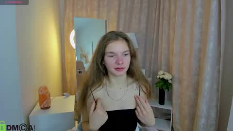 Snapshot of eva_bake chatting on October 7, 2025, 1:14 am Eva online show from October 7, 2025, 1:14 am