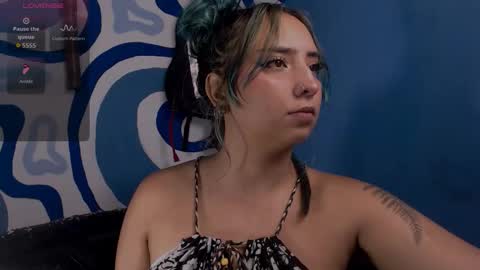 Iris Smile  independent model online show from December 2, 2025, 2:50 am