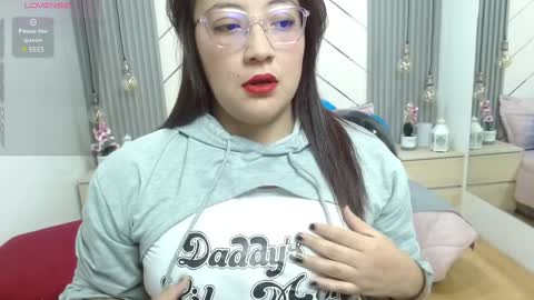 Snapshot of eva_camx chatting on December 2, 2024, 1:57 pm Eva online show from December 2, 2024, 1:57 pm