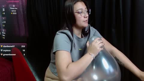 Snapshot of eva_camx chatting on December 26, 2024, 4:47 pm Eva online show from December 26, 2024, 4:47 pm