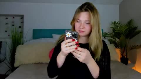 Eva online show from January 9, 2026, 1:36 pm